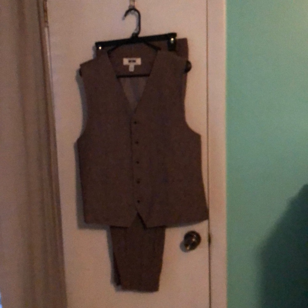 Joseph abbound Men’s Vest and dress pants